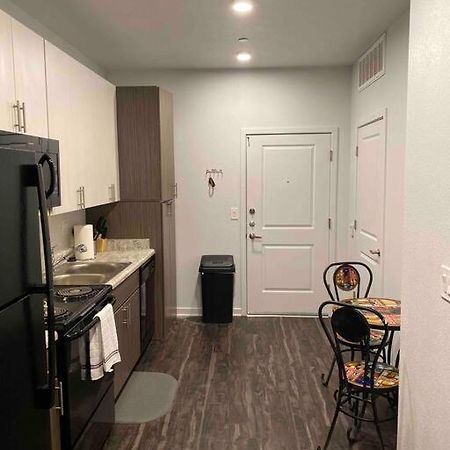 Phx Studio Living Apartment Phoenix Bagian luar foto